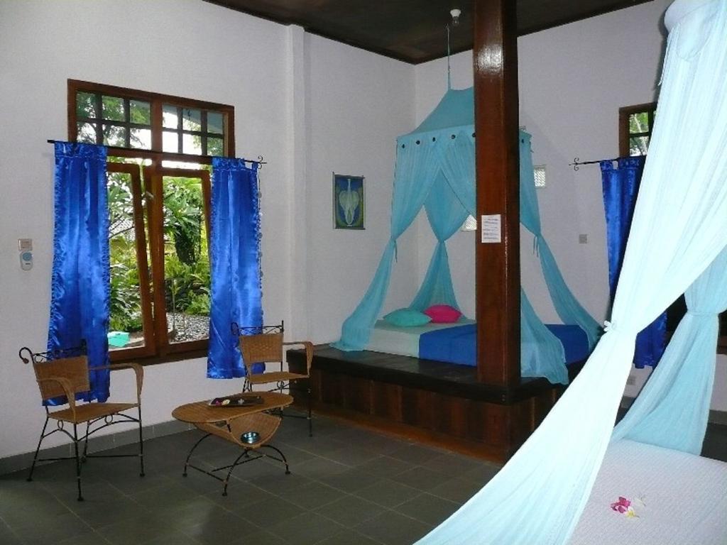Sananda Bungalow Lovina Exterior foto